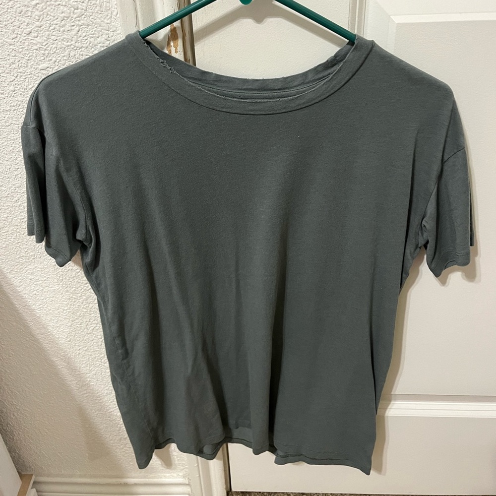 plain green soft t shirt